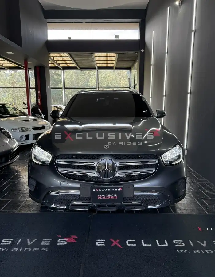 2021 Mercedes-Benz GLC — 2