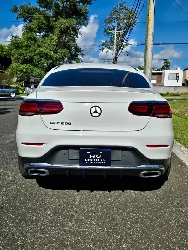 2022 Mercedes-Benz GLC 200 — 3