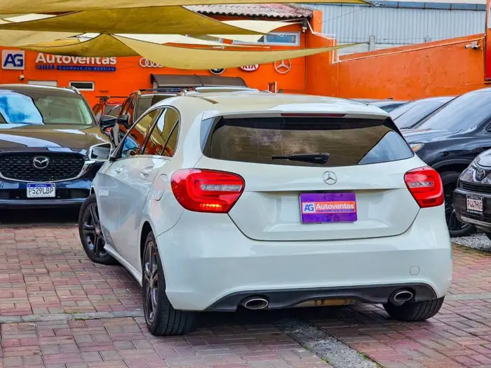 2015 Mercedes-Benz A 200 — 4