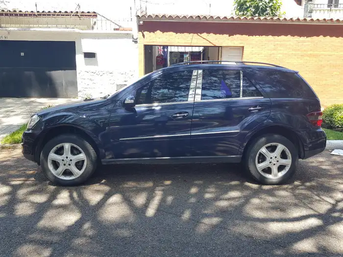 2007 Mercedes-Benz ML350 — 2