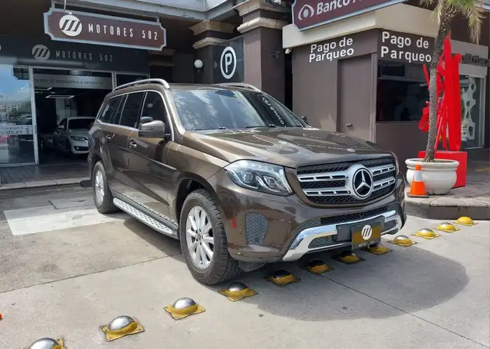 2017 Mercedes-Benz GLS — 3