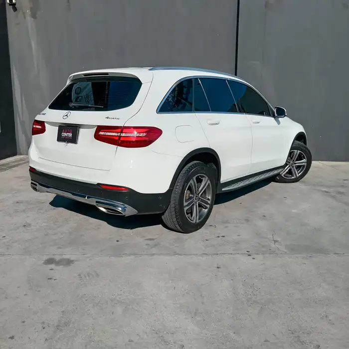 2018 Mercedes-Benz GLC — 4