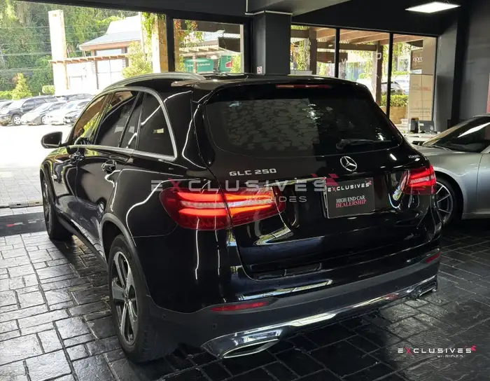 2018 Mercedes-Benz GLC — 4