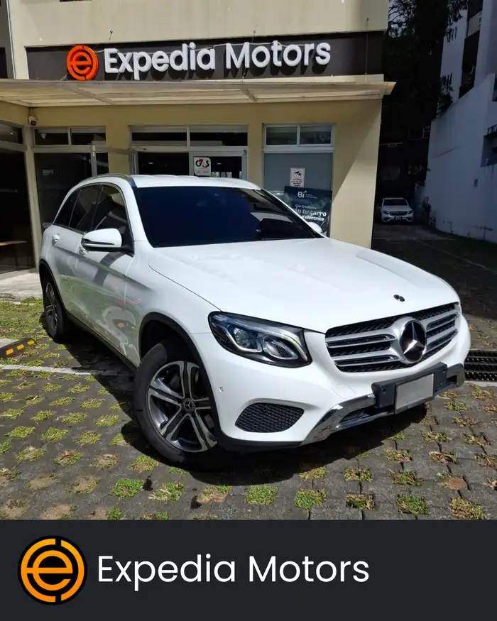 2019 Mercedes-Benz GLC — 1