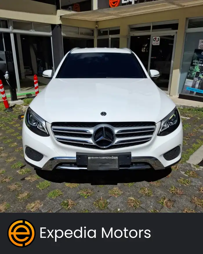 2019 Mercedes-Benz GLC — 2
