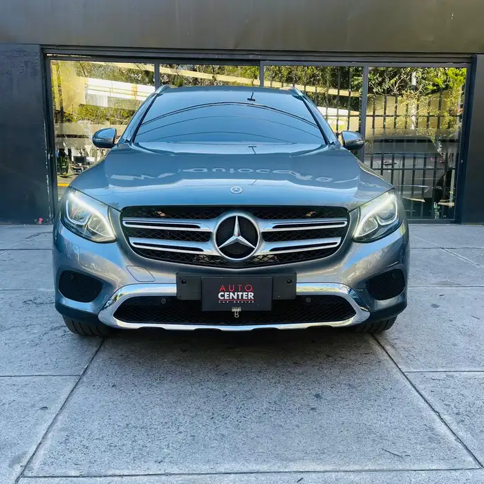 2019 Mercedes-Benz GLC — 2