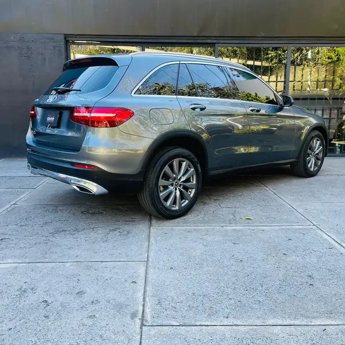 2019 Mercedes-Benz GLC — 4