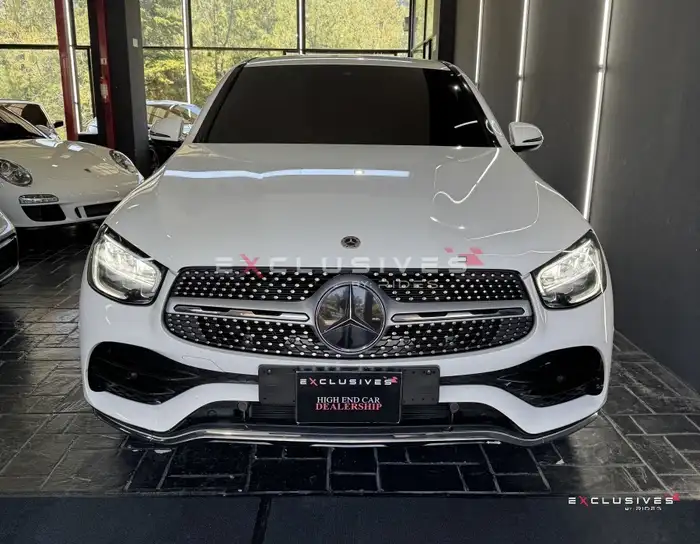 2021 Mercedes-Benz GLC — 2