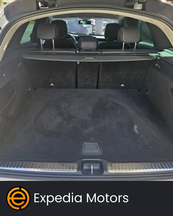 2021 Mercedes-Benz GLC — 4