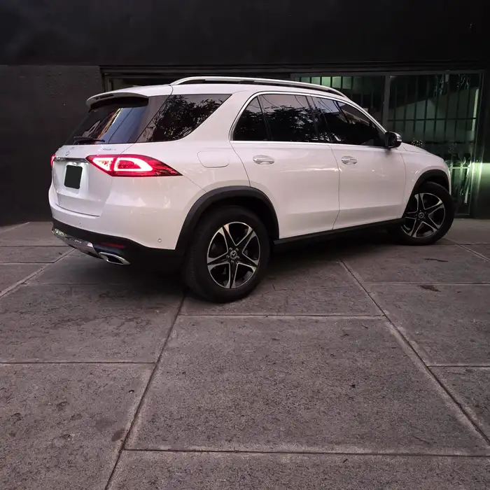 2022 Mercedes-Benz GLE — 4