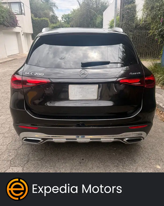 2023 Mercedes-Benz GLC — 3