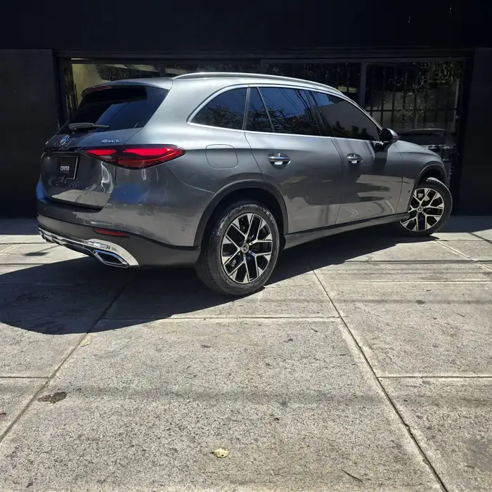 2023 Mercedes-Benz GLC — 4