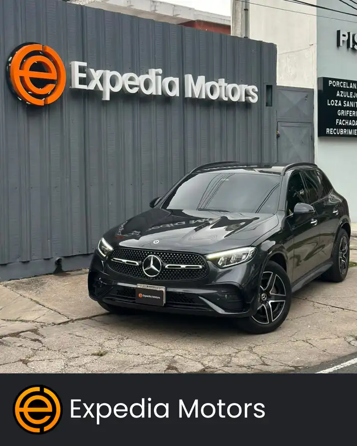 2025 Mercedes-Benz GLC — 1