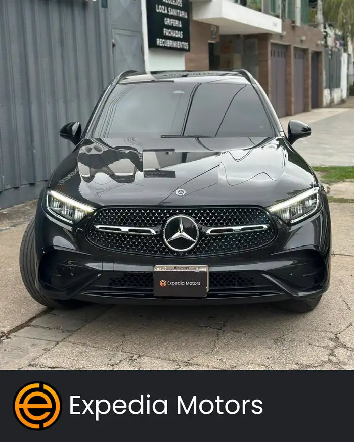 2025 Mercedes-Benz GLC — 2