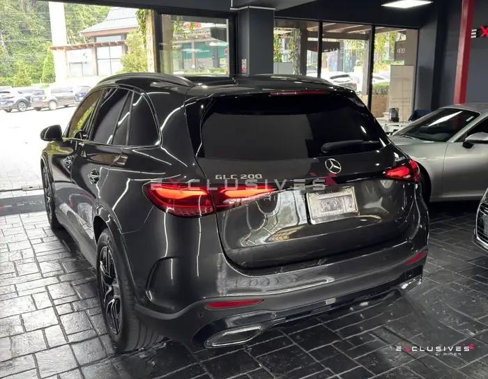 2025 Mercedes-Benz GLC — 4