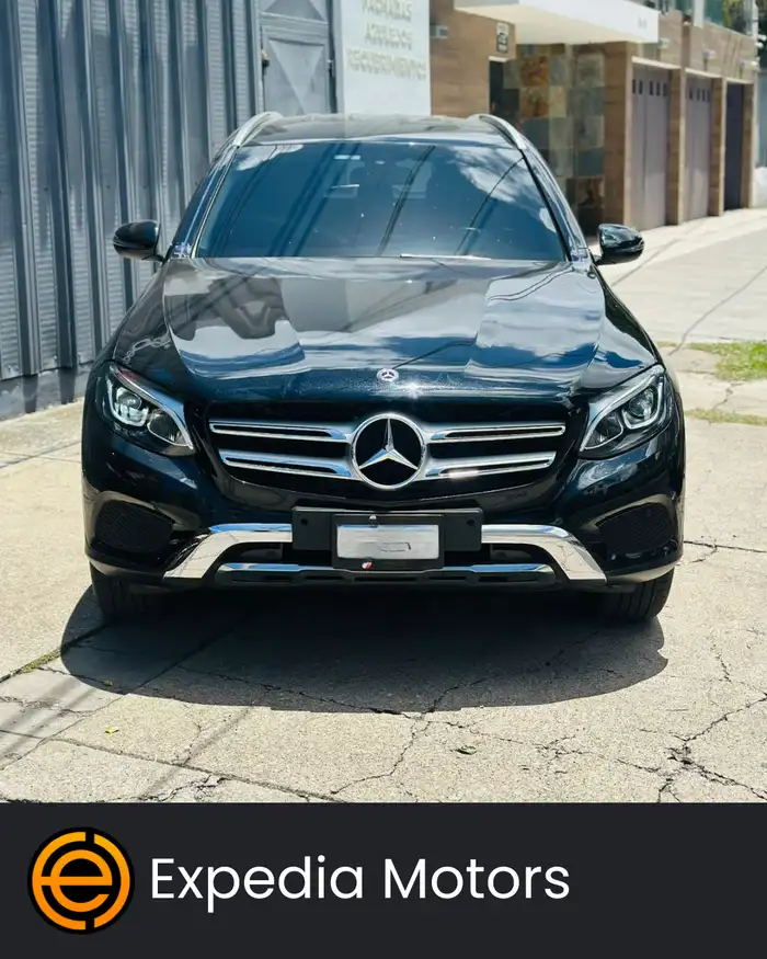 2019 Mercedes-Benz GLC — 2