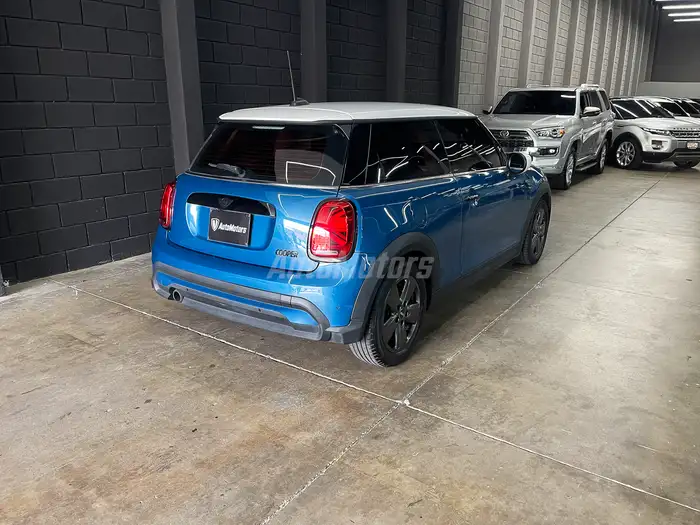 2022 Mini COOPER — 2