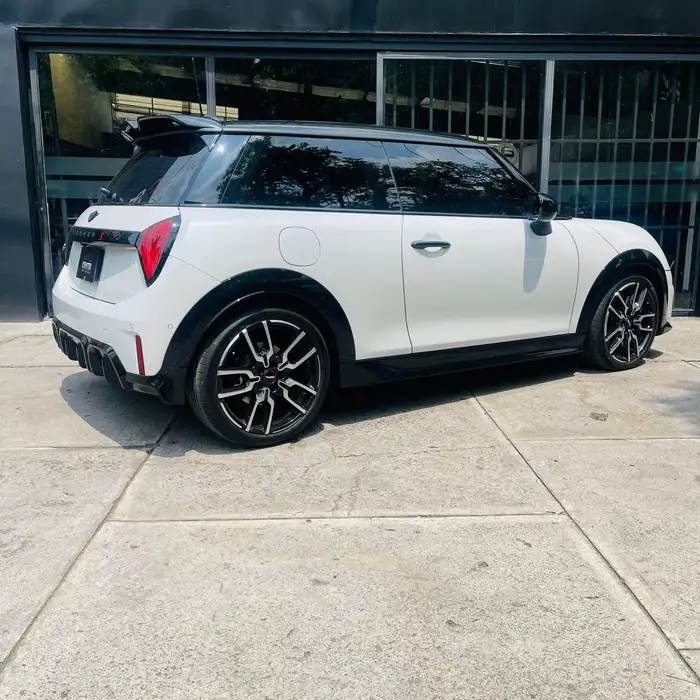 2025 Mini COOPER — 4