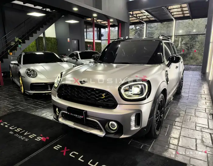 2024 Mini COUNTRYMAN — 3