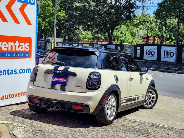 2015 Mini COOPER — 4