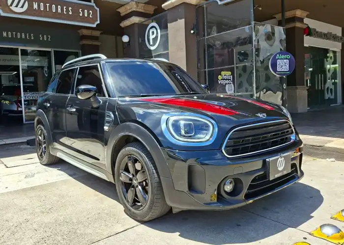 2023 Mini COUNTRYMAN — 2