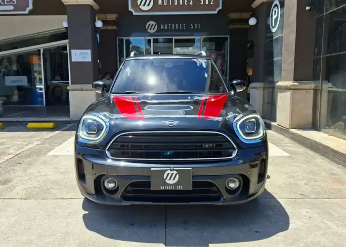 2023 Mini COUNTRYMAN — 3