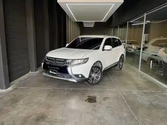 2019 Mitsubishi Outlander