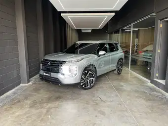 2024 Mitsubishi Outlander