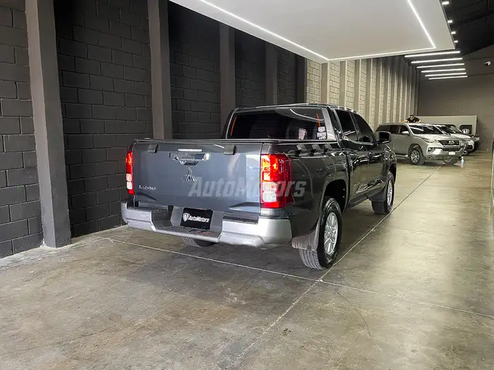 2026 Mitsubishi L200 — 4