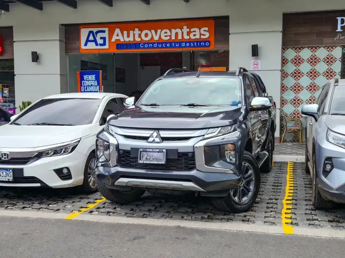 2021 Mitsubishi L200 — 2