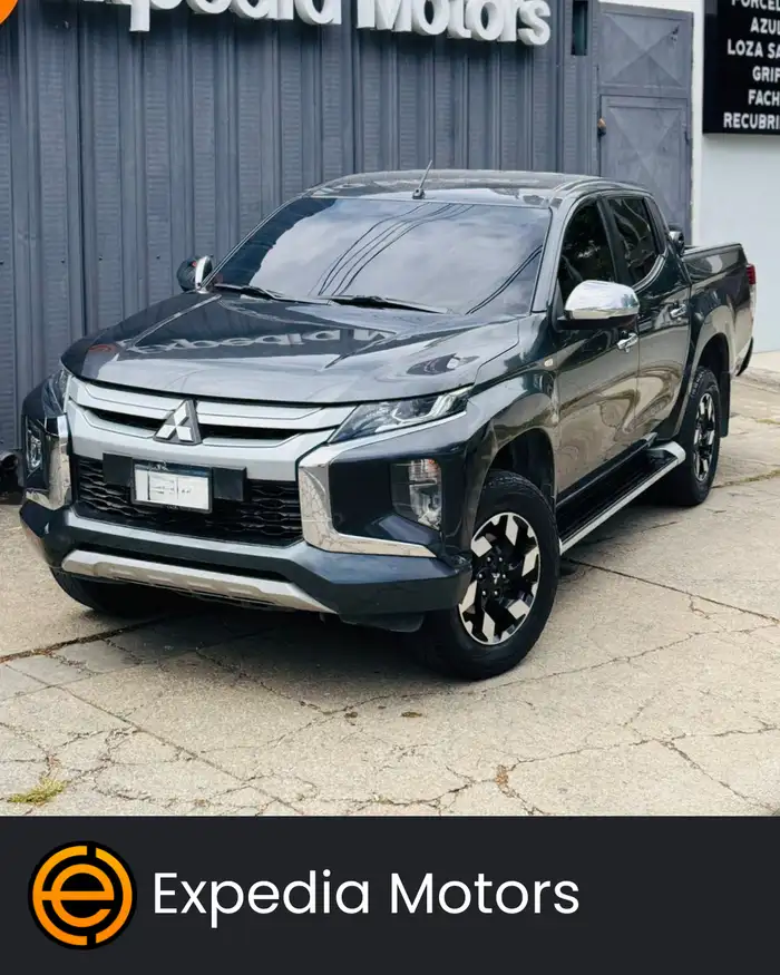 2022 Mitsubishi L200 — 1