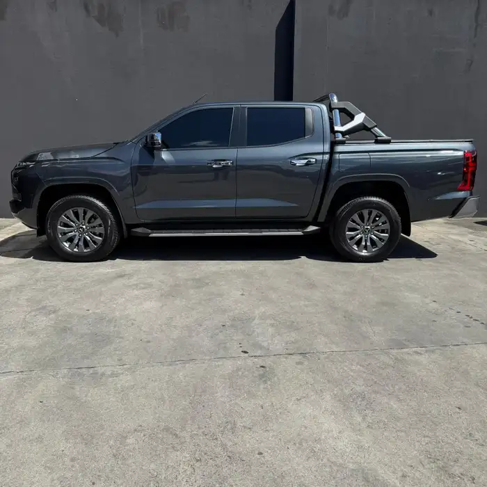 2025 Mitsubishi L200 — 3
