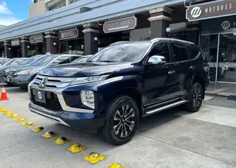 2022 Mitsubishi Montero