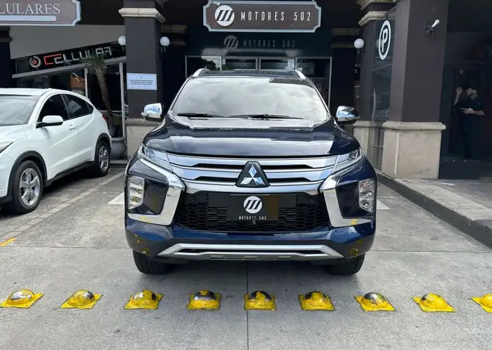 2022 Mitsubishi Montero — 2