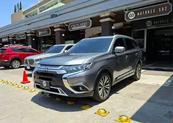 2022 Mitsubishi Outlander