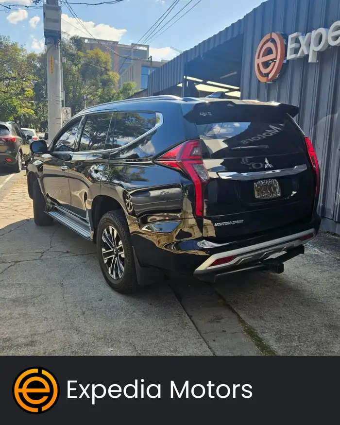 2024 Mitsubishi Montero — 3