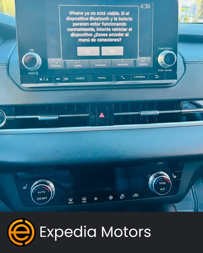 2024 Mitsubishi Outlander — 2