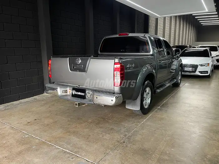 2013 Nissan NAVARA — 3