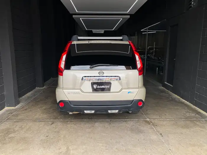 2014 Nissan X-Trail — 4
