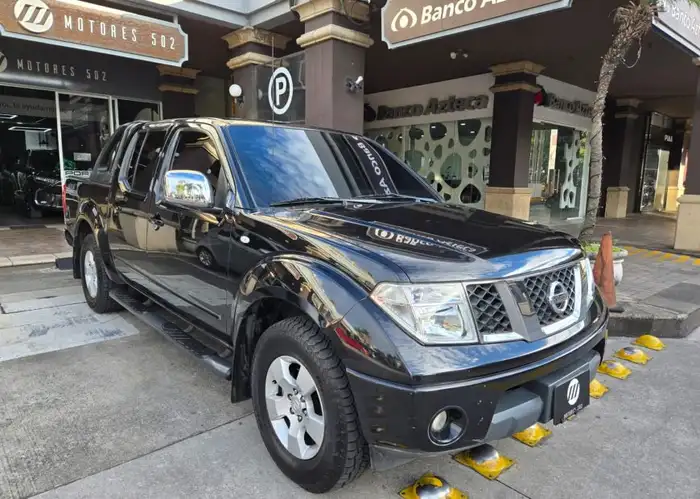 2014 Nissan NAVARA — 2