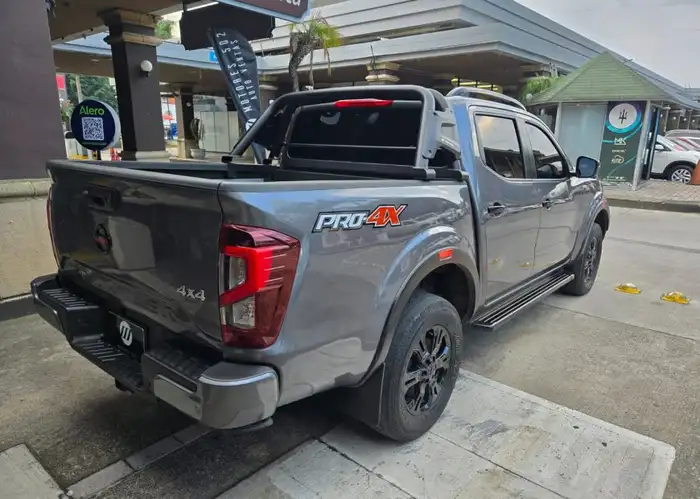 2023 Nissan Frontier — 4