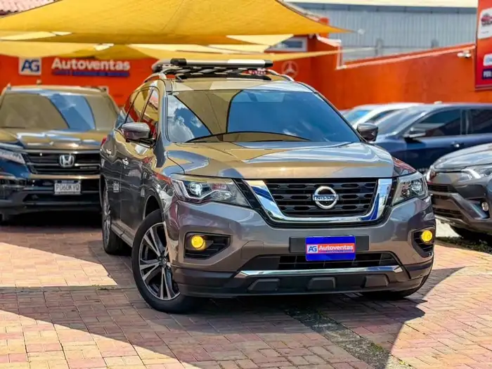 2018 Nissan Pathfinder — 3