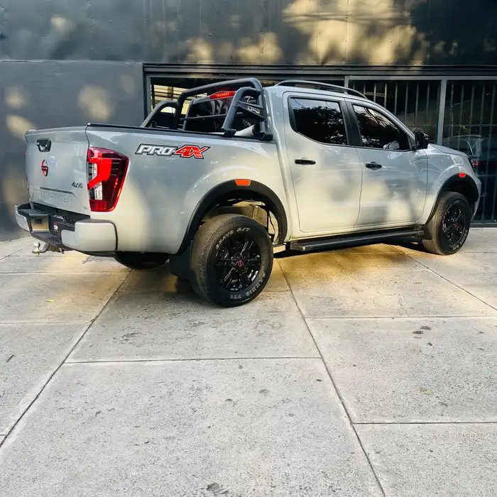2025 Nissan Frontier — 4