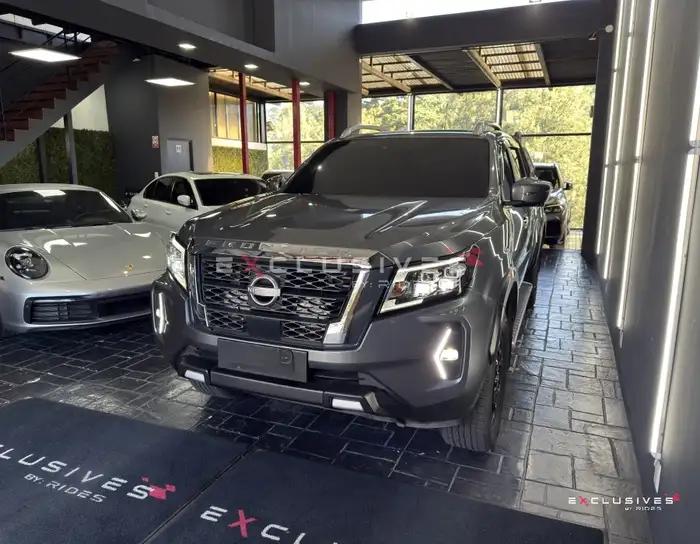 2025 Nissan Frontier — 3