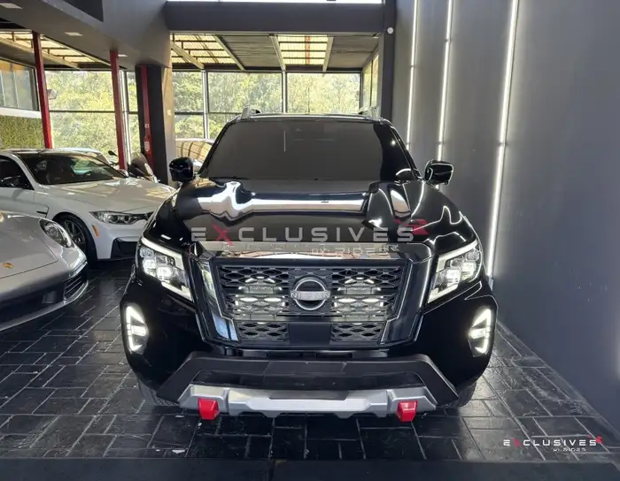 2025 Nissan Frontier — 2