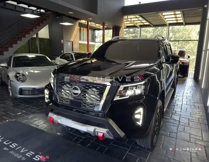 2025 Nissan Frontier — 3