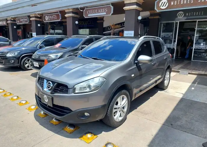 2014 Nissan QASHQAI — 1