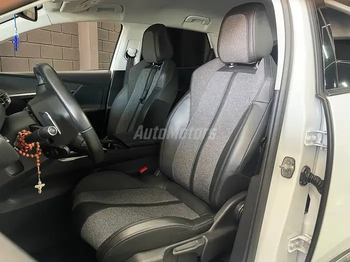 2019 Peugeot 3008 — 5