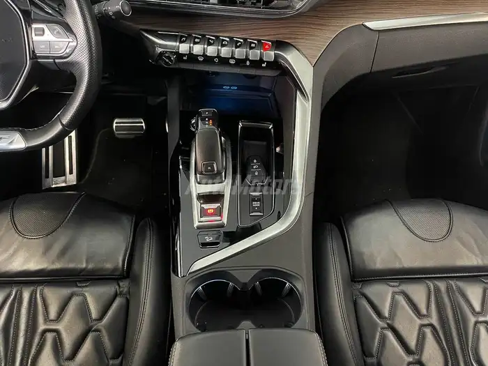 2022 Peugeot 3008 — 11
