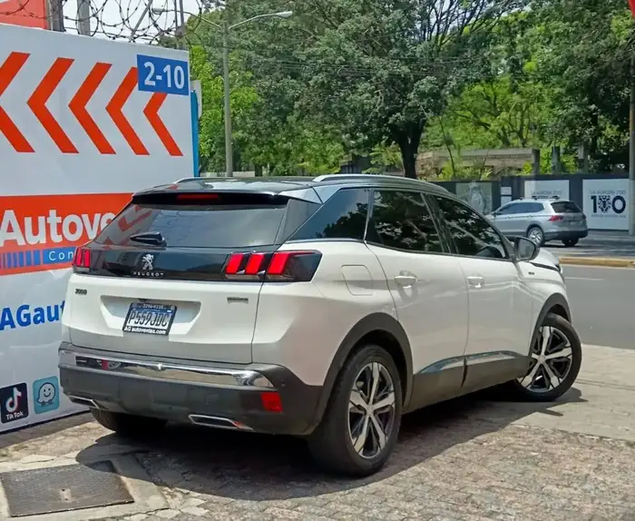 2019 Peugeot 3008 — 4